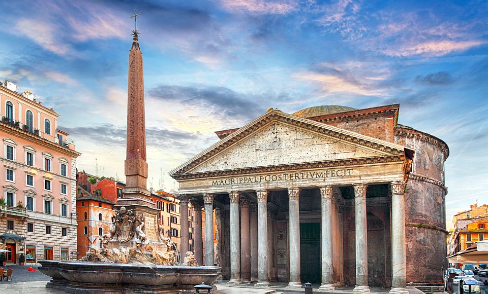 Das Pantheon zählt zu den bedeutendsten Bauwerken Roms und fasziniert mit seiner antiken Architektur und mächtigen Kuppel.
