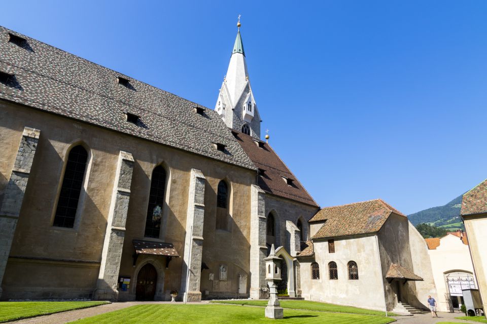 Pfarrkirche St Michael_Brixen 960