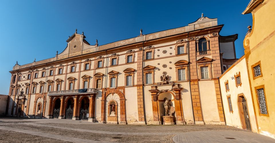 Der Palazzo Ducale ist ein barockes Meisterwerk der Este, reich an Fresken, Stuck und historischer Pracht.
