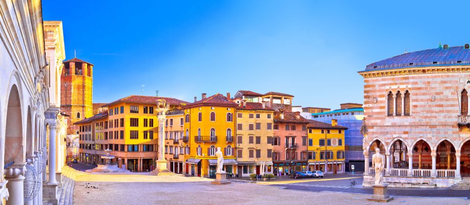 Beitragsbild Der Piazza della Liberta in Udine Friaul Julisch Venetien