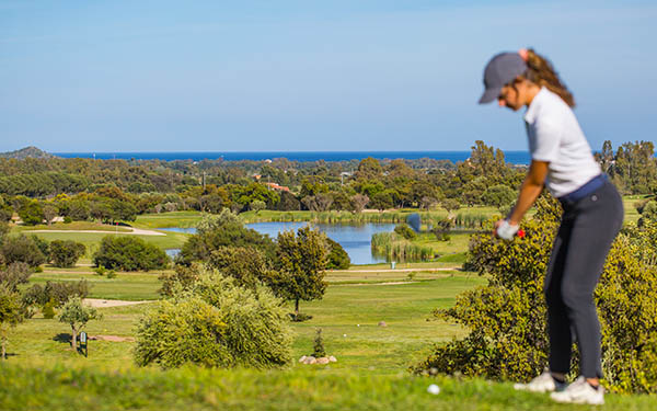 IS Molas Resort – Ein grüner blauer Anstrich - Golf
