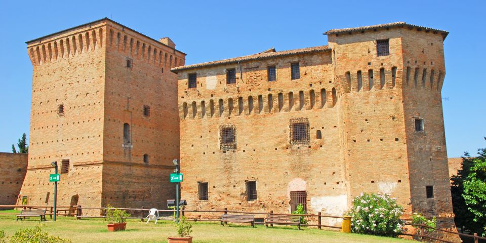Die Rocca Malatestiana ist ein Wahrzeichen von Cesena und verbindet Renaissancecharme mit mittelalterlicher Stärke.