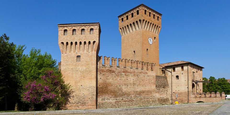 Das Castello di Formigine ist eine mittelalterliche Burg mit Museum und Veranstaltungsort im Herzen der Stadt.