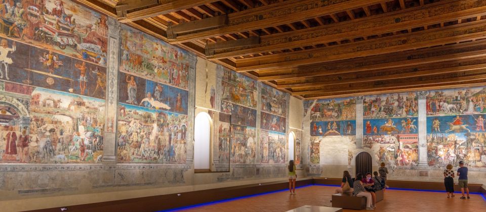 Der Palazzo Schifanoia ist berühmt für die Fresken der „Monatsbilder“ – ein Lustschloss der Este.