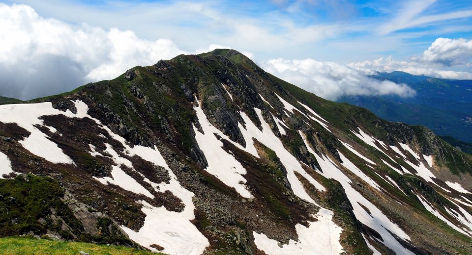 Der Alpe di Succiso in der Emilia-Romagna besticht durch wilde Gipfel, Panoramablicke und Wanderwege im Nationalpark.