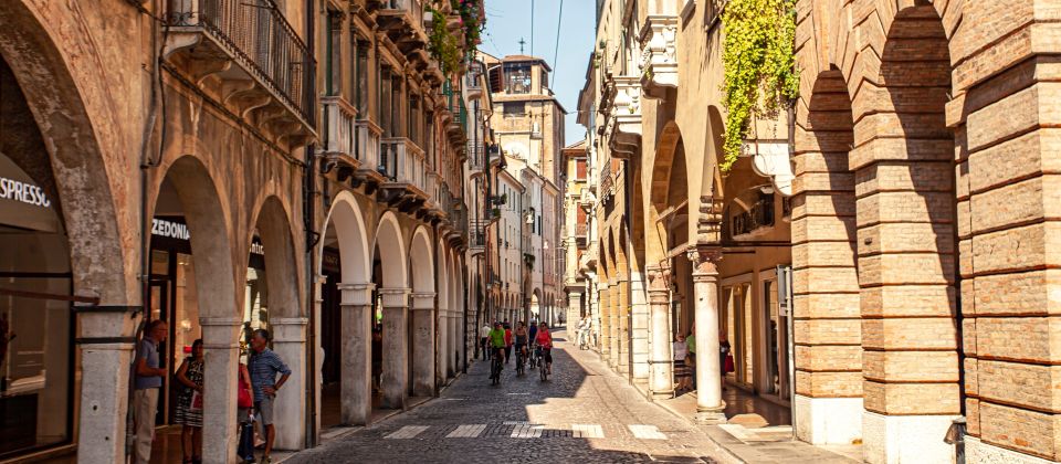 Das Centro Storico von Treviso in der Provinz Treviso wartet mit Kanälen, Plätzen und Geschichte darauf, entdeckt zu werden.