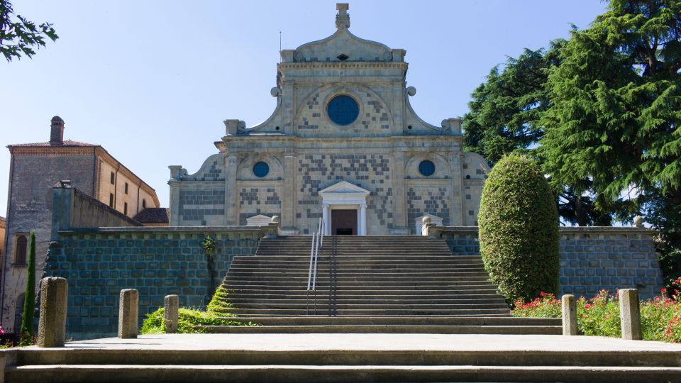 Die Chiesa di Santa Maria Assunta in der Abbazia di Praglia beeindruckt mit Renaissancearchitektur und kunstvollen Fresken.