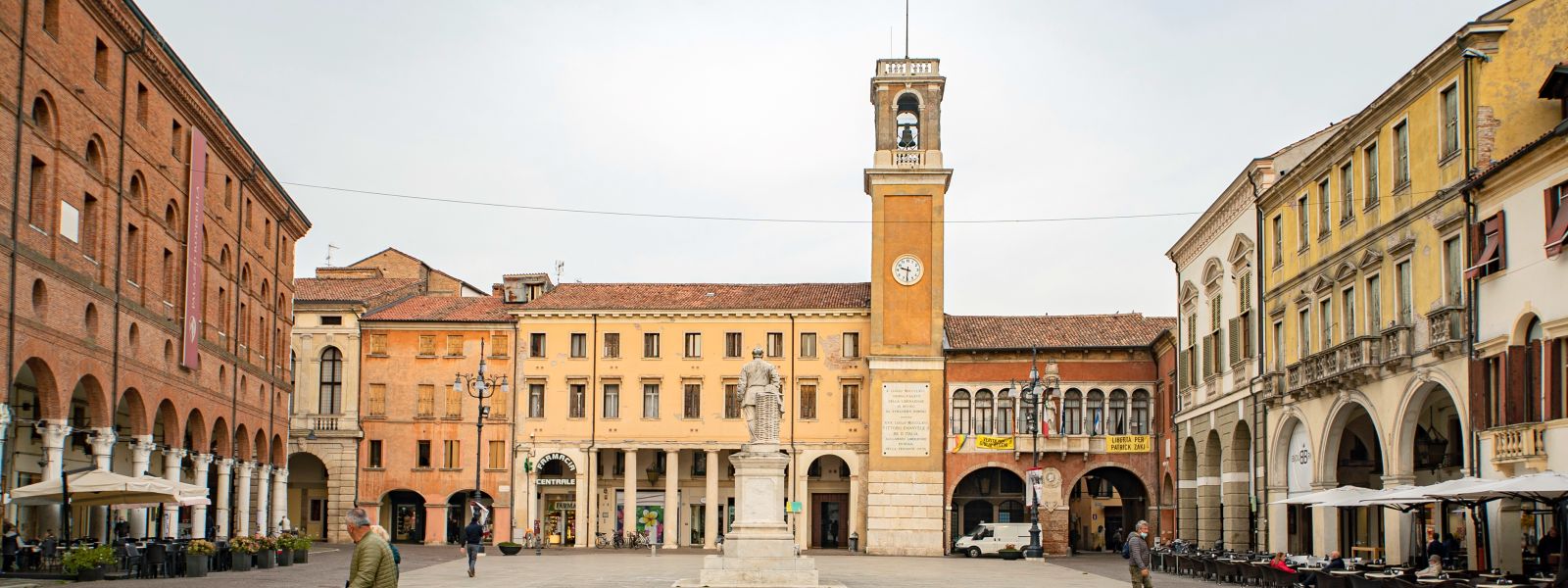 Rovigo liegt zwischen den Flüssen Etsch und Po und verbindet Eleganz mit ländlicher Ruhe.