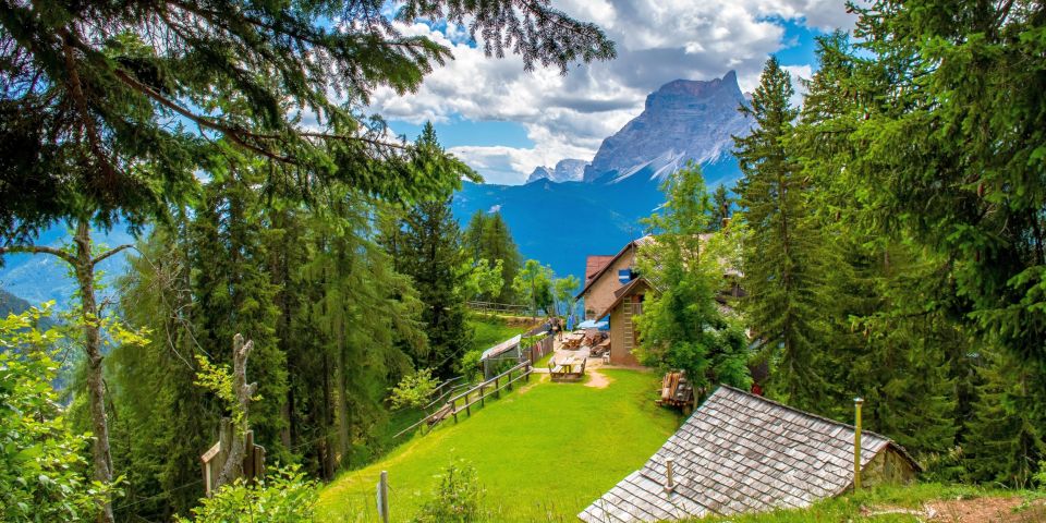Bei San Vito di Cadore befindet sich die idyllisch gelegene Berghütte San Marco.