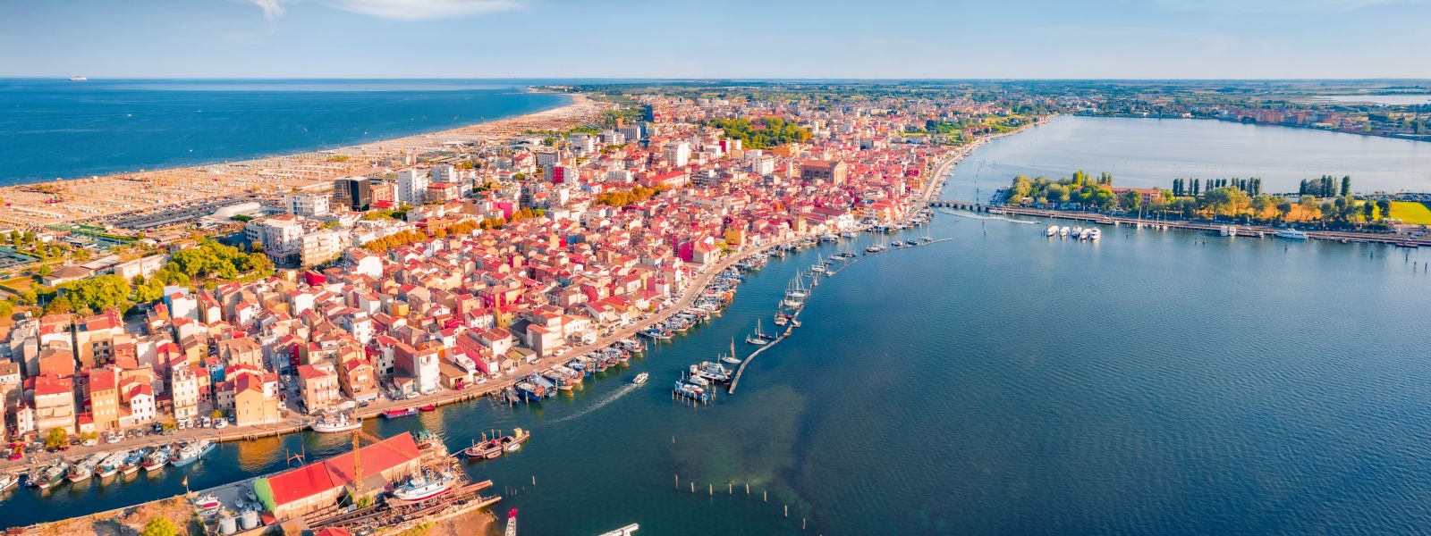 Lagune, Küste und Festland: Mischung aus Natur und Kultur.