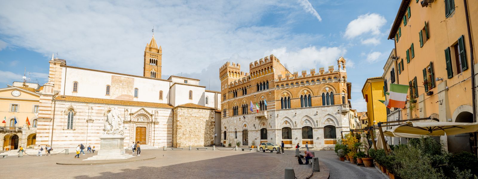 Grosseto liegt im Herzen der Maremma und ist geprägt von Natur, Geschichte und Stadtleben.