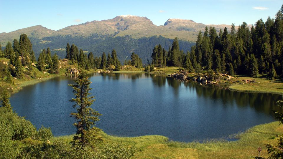 Laghi di Colbricon sind ein herrliches Ausflugsziel mit stillen Seen, weiten Almen und beeindruckender Bergkulisse.