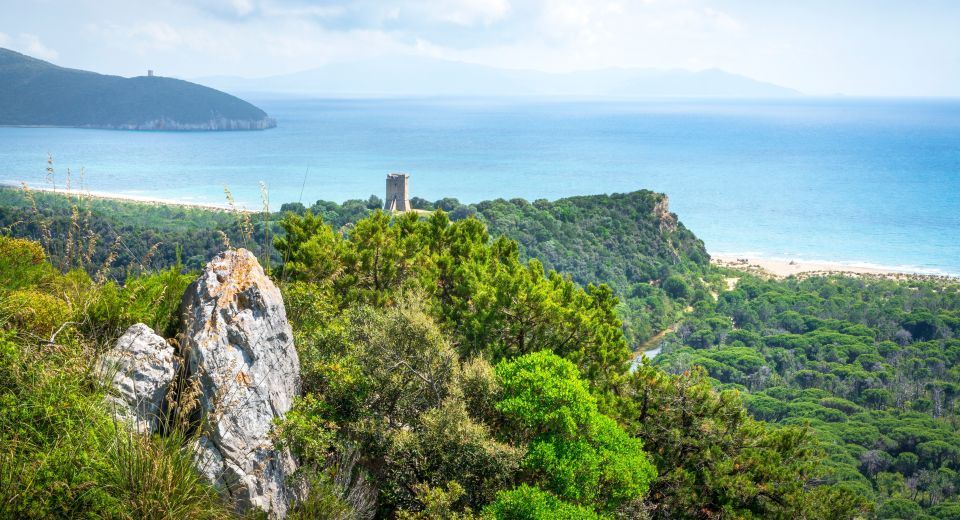 Der Parco Regionale della Maremma bietet wilde Strände, dichte Wälder, weite Lagunenlandschaften und stille Hügeln pur.