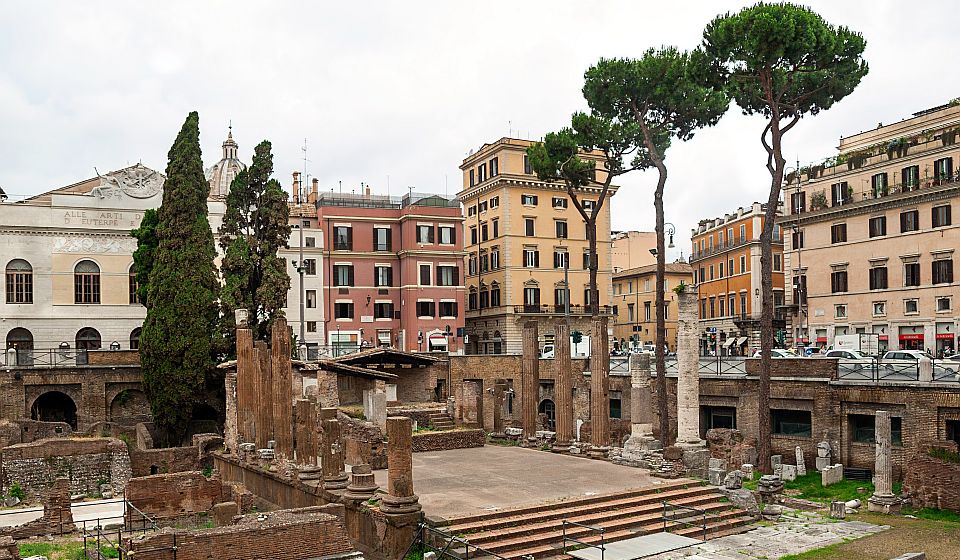 Am Largo di Torre Argentina liegen die Überreste von vier Tempeln, die zu den ältesten Sakralbauten im Zentrum Roms zählen.