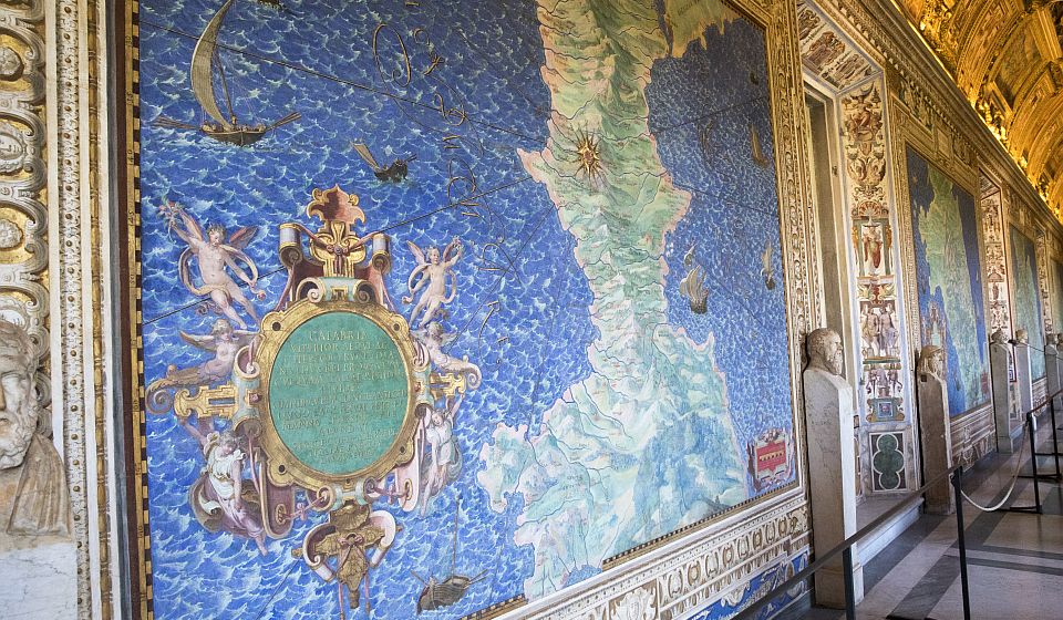Die Galleria delle Carte Geografiche begeistert mit prachtvollen Karten und Ansichten Italiens.