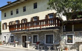 Lokanda Devetak 1870 | Historisches Restaurant & Hotel im Karst